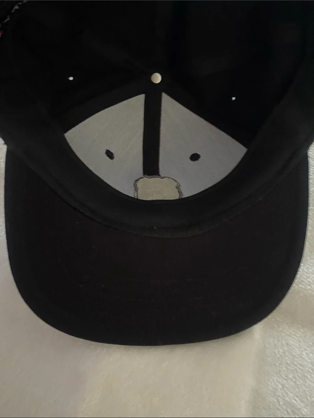 SOUTHPOLE Black Cap with Red Logo Accent